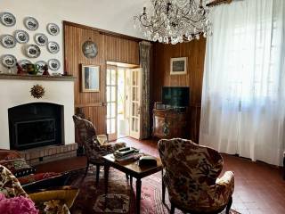 Salone