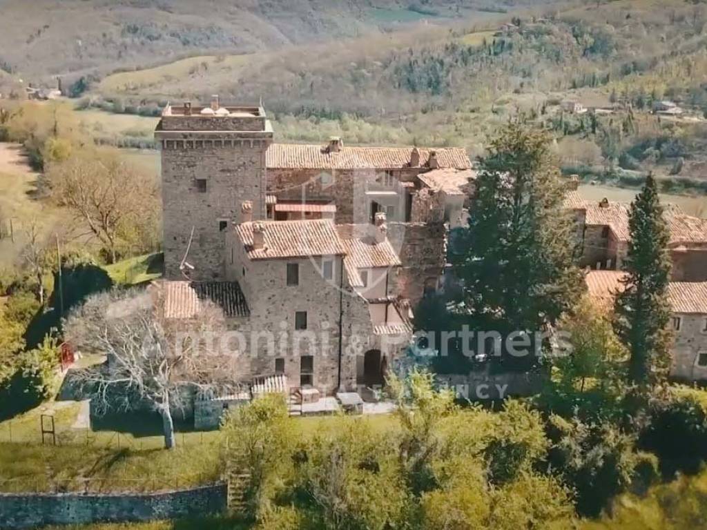 Suggestivo agglomerato -  Todi - Orvieto - I Torri