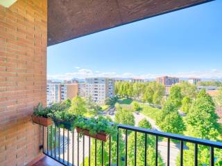 balcone su strada