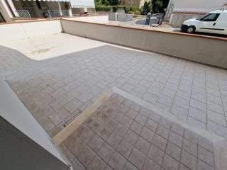 TERRAZZA/RESEDE