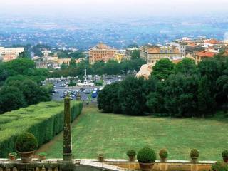 Frascati locale commerciale di 30mq unico ambiente