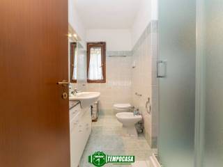 BAGNO CON BOX DOCCIA 