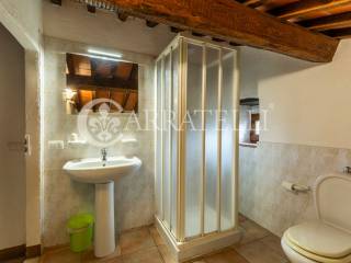 Casale con piscina e depandance a Cortona