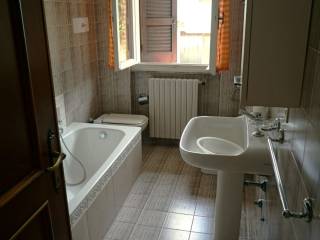 P.Ammezzato bagno