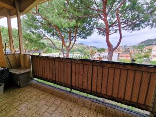 Foto - Si vende Trilocale con terrazzo, Riviera dei Fiori, Bordighera