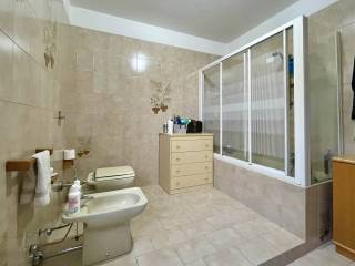 Bagno principale con vasca