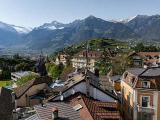 Penthouse esclusivo con ampia terrazza e vista mozzafiato nel centro storico, ultimo piano - Foto 7