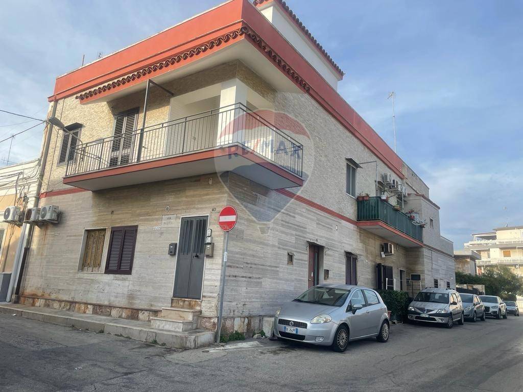 Sale Apartment Bari. 3room flat in via Torre A Mare Nizza 40