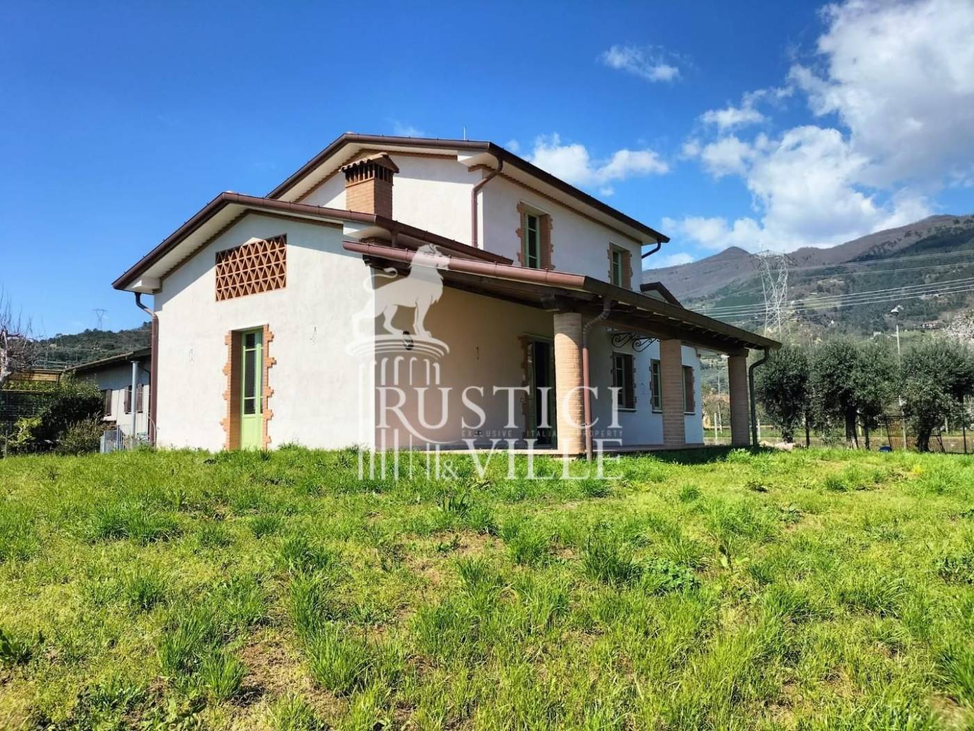 Villa in vendita a Pietrasanta