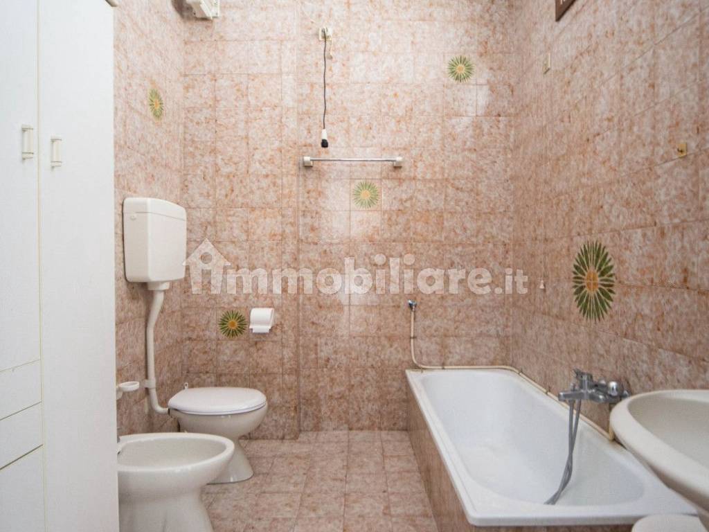 015 bagno 01