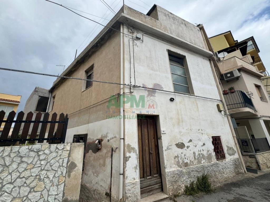 Villa unifamiliare via reggio campi ii tronco 118/l, trabocchetto - spirito santo, reggio calabria