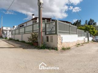 Foto - Vendita villa con giardino, Quartu Sant'Elena, Costa Sud Sardegna