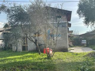 Foto - Vendita villetta con giardino, Massa, Costa Apuana