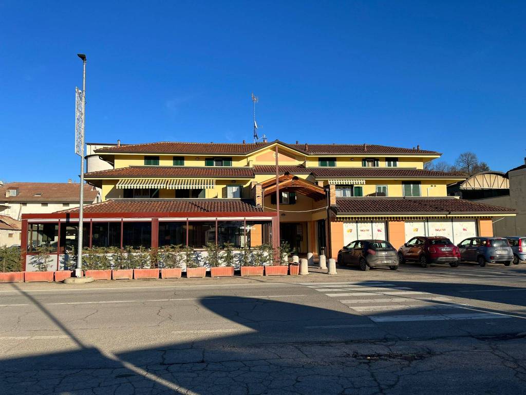Locale commerciale via san giovanni 3, centro, castelnuovo don bosco