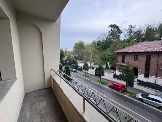 balcone verso strada