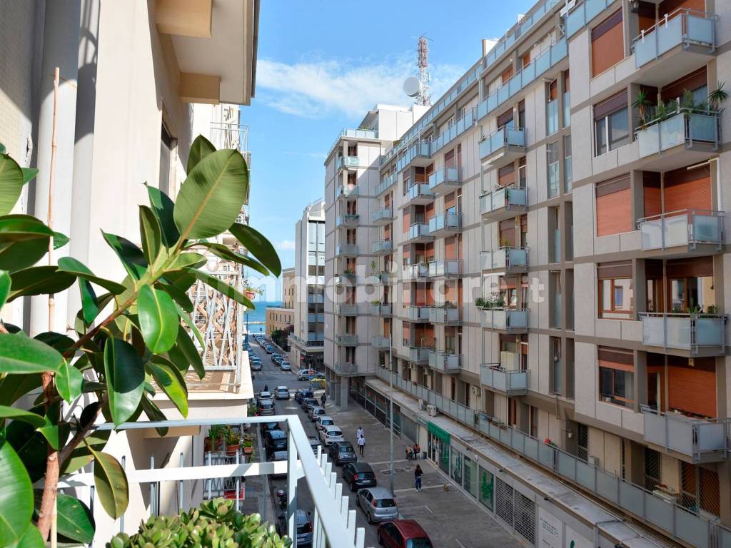 04 balcone con vista.JPG