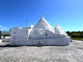 ESTERNO TRULLI