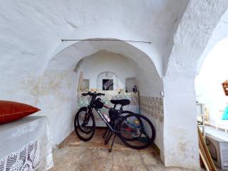 INTERNO TRULLI