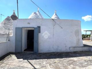 ESTERNO TRULLI