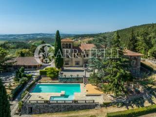 szd_Azienda vitivinicola e olearia con parco e pis