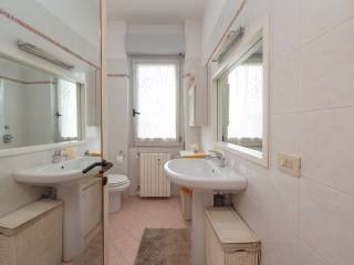 Trilocale in vendita a Milano - bagno