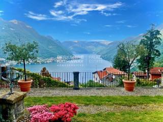 Foto - Vendita villa con giardino, Faggeto Lario, Lago di Como