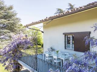 terrazza con il glicine