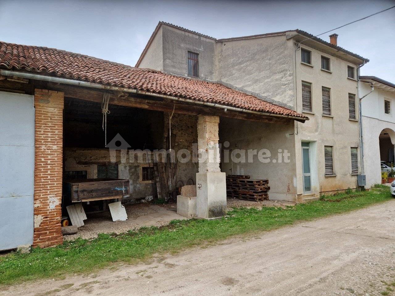 Villa in vendita a Zanè