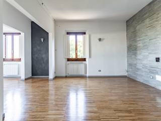 Foto - Si vende Quadrilocale con terrazzo, Val d'Elsa, Empoli