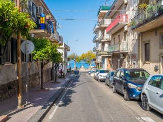 Foto - Vendita Bilocale, buono stato, Giardini-Naxos, Costa Ionica Messinese