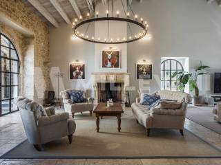 Salone