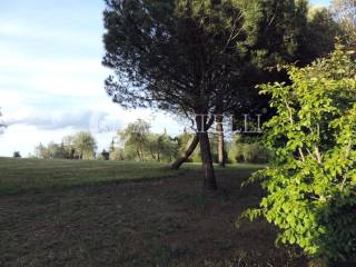 Casale con piscina e campo da tennis a San Miniato