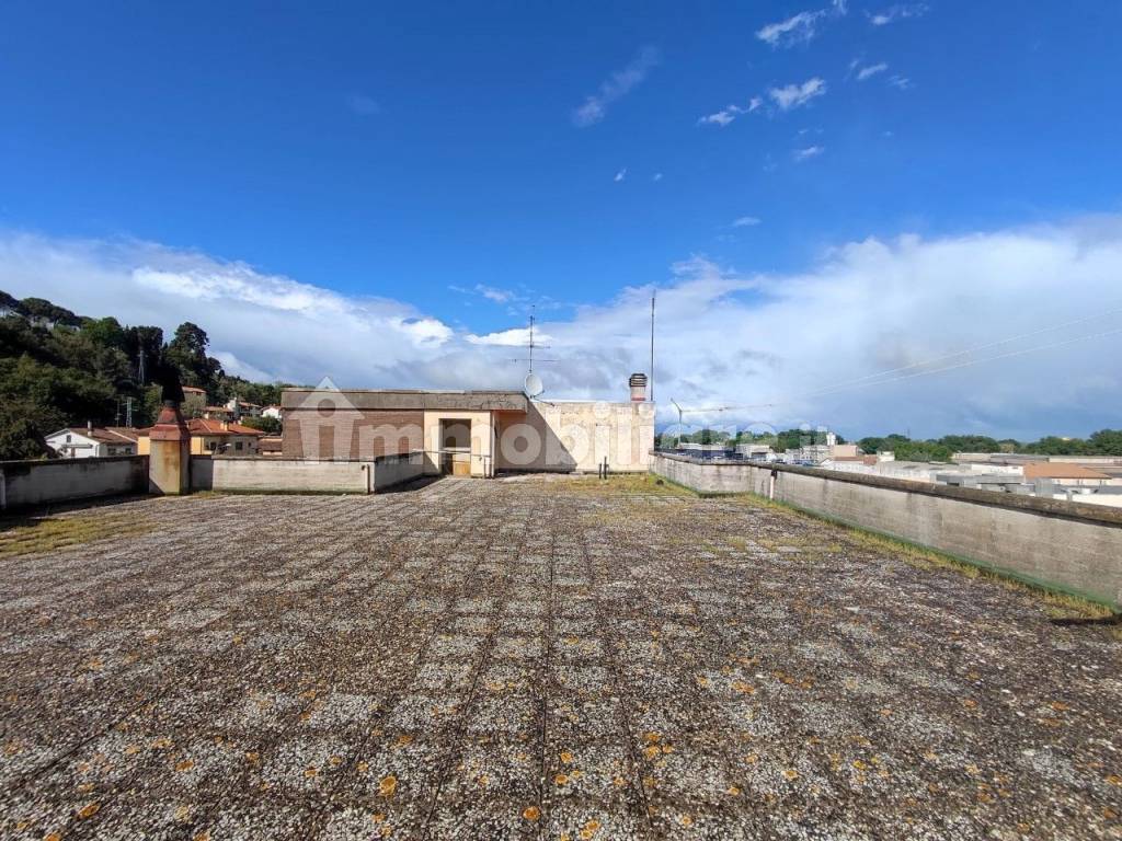 TERRAZZO (4)