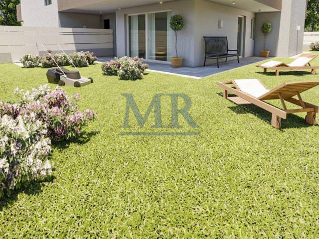 001  005  000  mr 000  giardino 210605 2