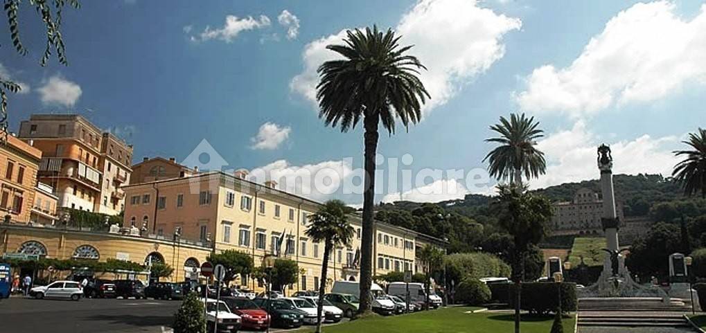 Frascati APPARTAMENTO bilocale arredato