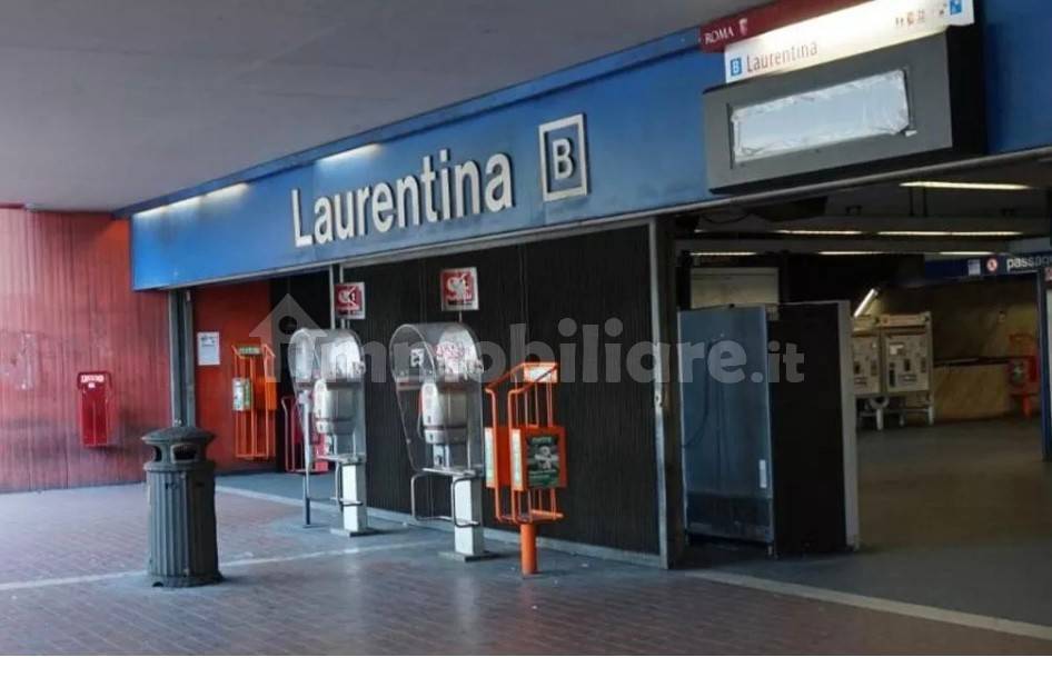 Metro Laurentina