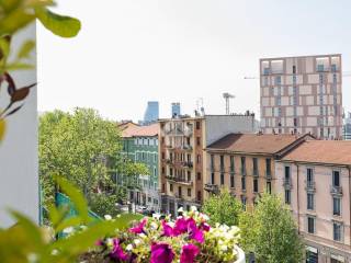 balcone su strada