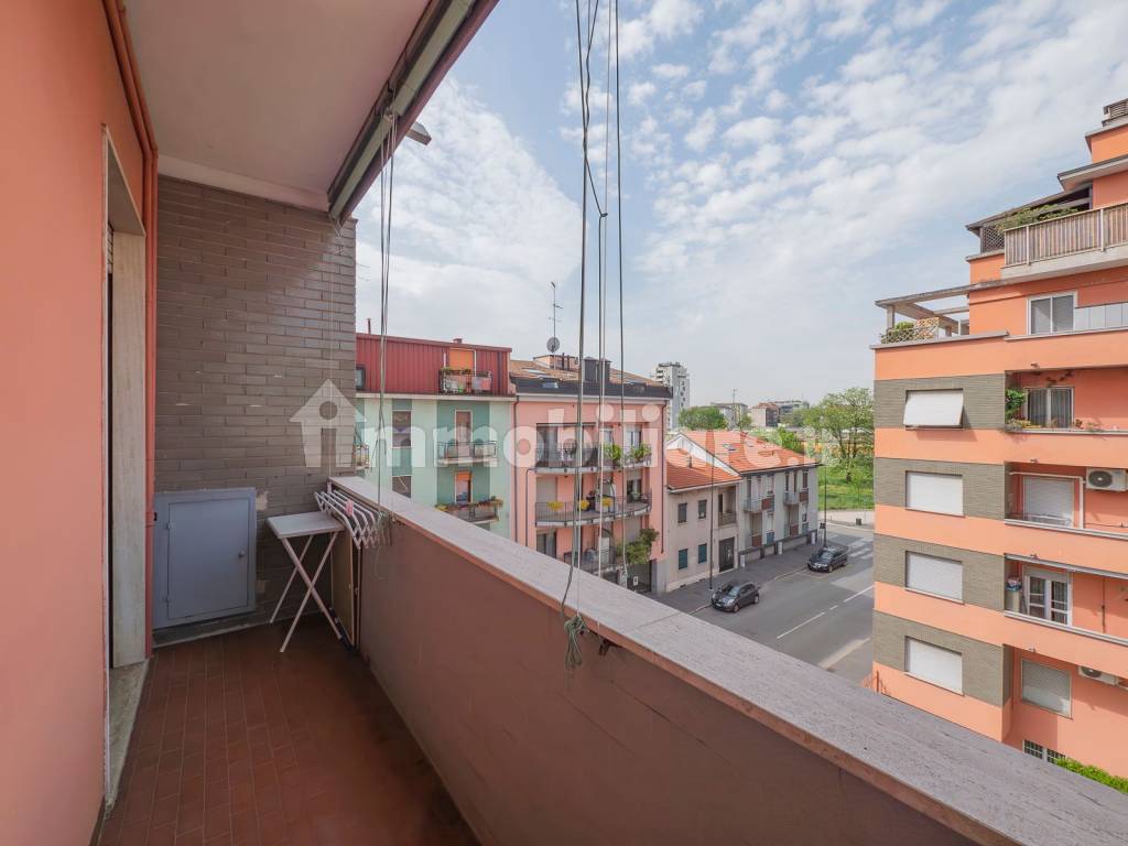 Trilocale in vendita a Milano - balcone