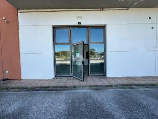 dbf9dfbb-efcb-4b09-a2d0-ee2d94e18cda