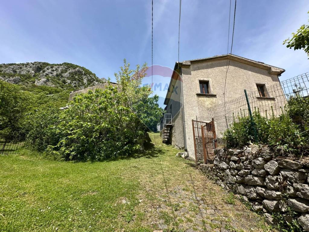 Terratetto unifamiliare via vicolo cappella snc, castelnuovo al volturno, rocchetta a volturno