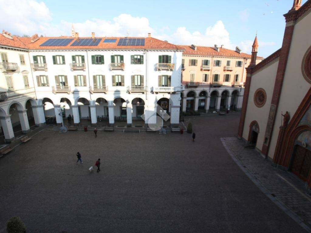 Piazza San Donato