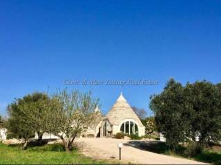 Luxury trulli and lamie