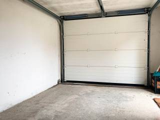 049 garage