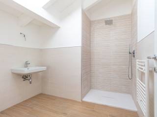 A2 (20 di 22) BAGNO.jpg