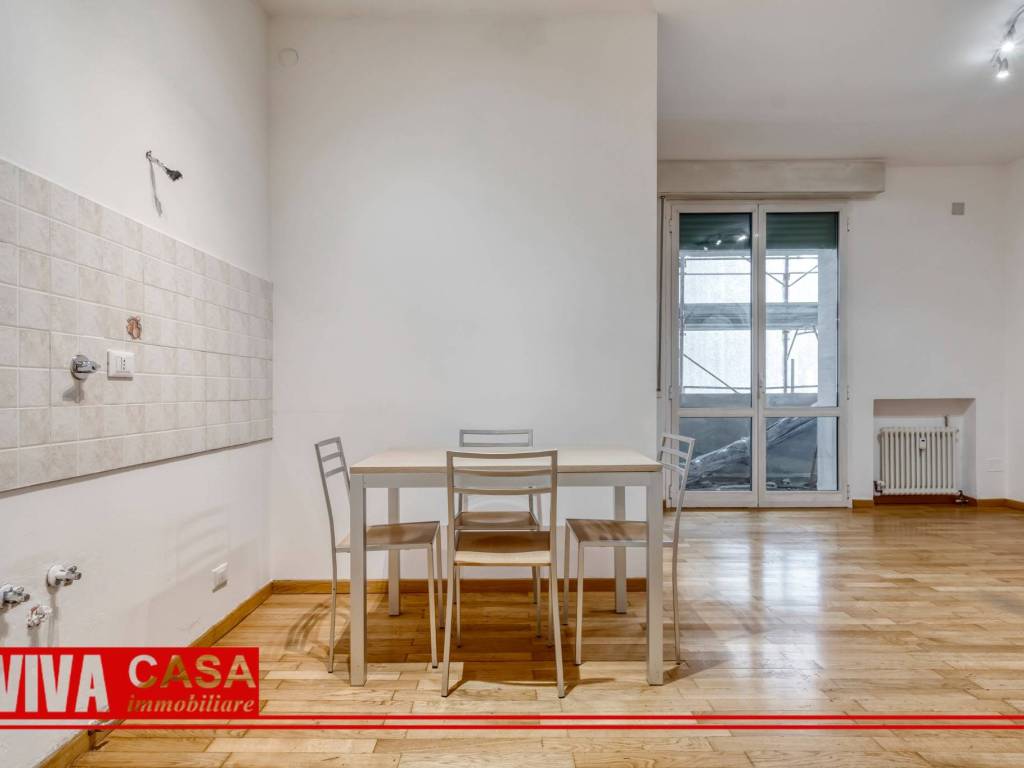 Sale Apartment Bologna. Studio, Excellent condition, first floor, with