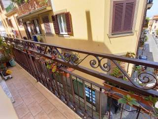 Frascati, centrale appartamento con balcone