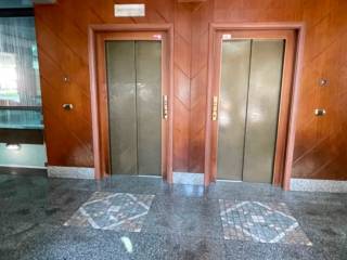 2 ascensori