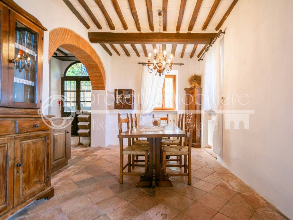 Villa vista mare in vendita in Toscana