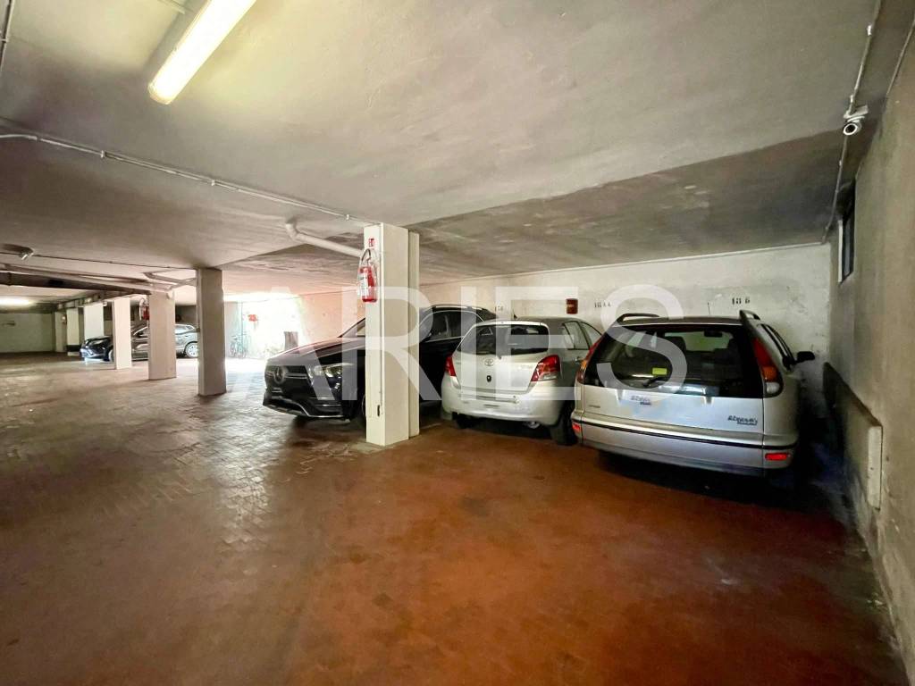posto auto in garage