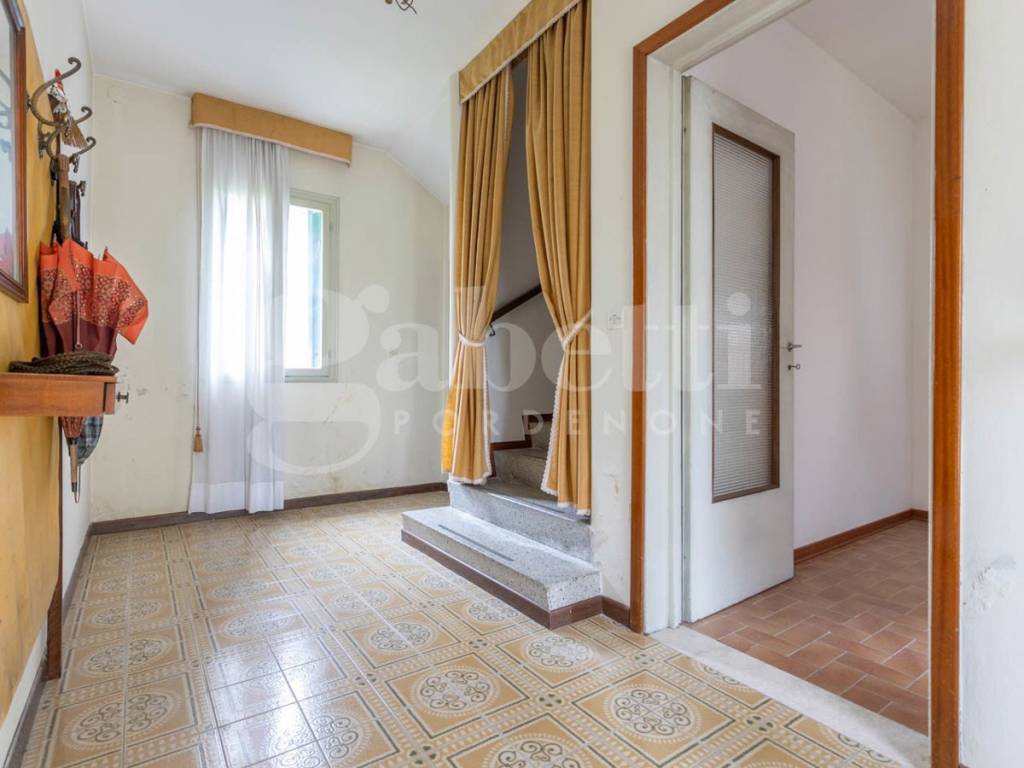 Villa a schiera via troset, 32, centro, cordenons